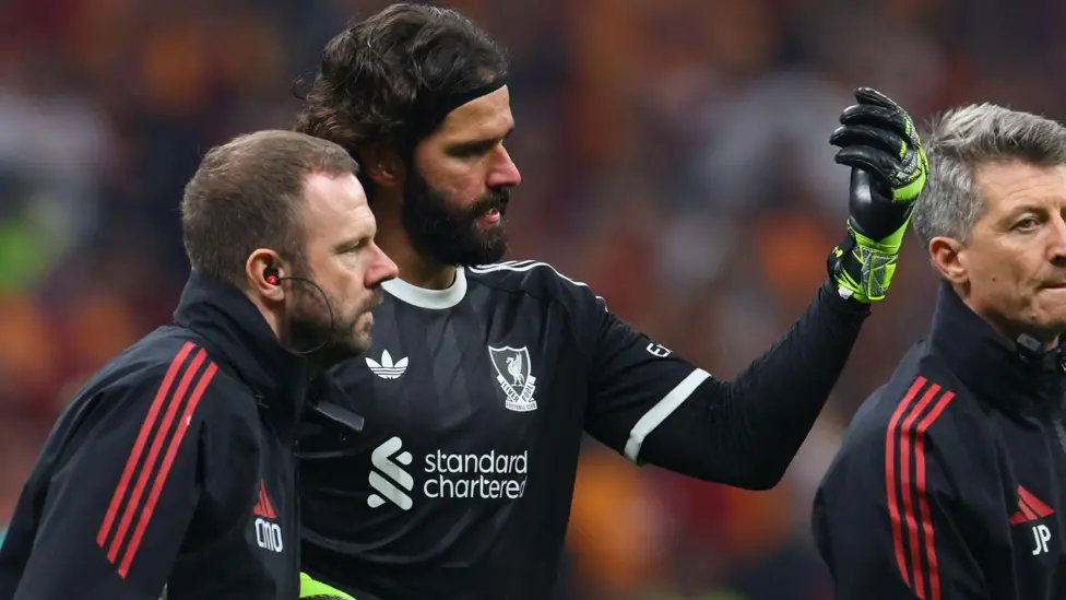 Verletzter Torhüter Alisson wird am Samstag nicht spielen „