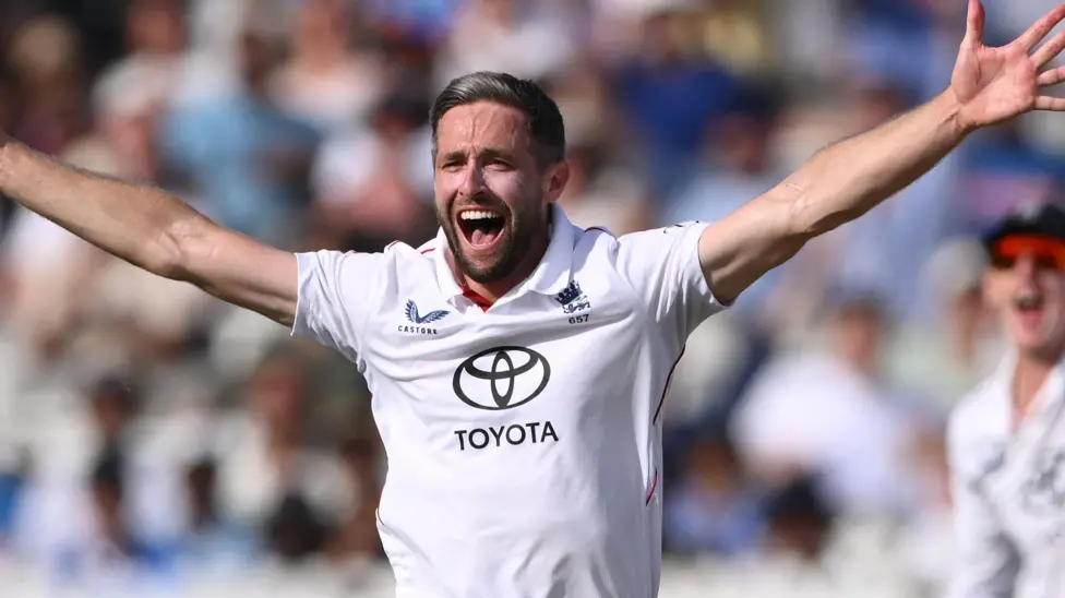 Englands Woakes zieht sich aus dem internationalen Cricket zurück