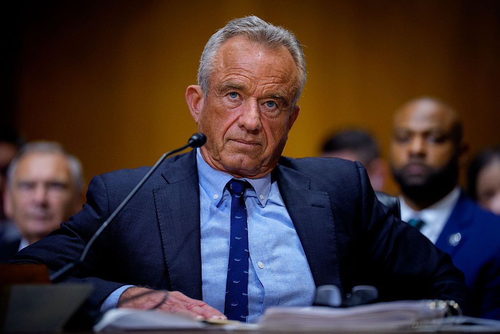 Impfpanel von RFK Jr. stimmt über seinen eigenen Vorschlag ab, Rezepte für Covid-19-Aufnahmen zu verlangen